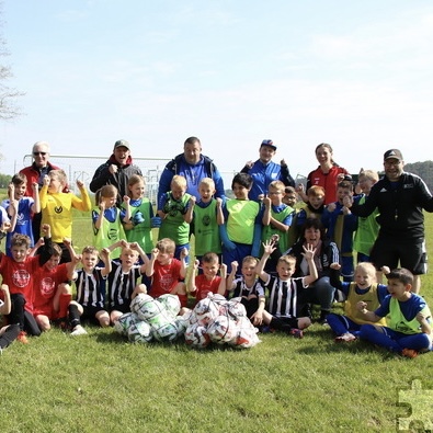 Spielend Fußball lernen