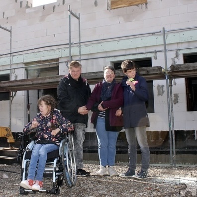 „Anders, na und?!“